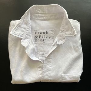Frank & Eileen NWOT Fiona Sleeveless White Shirt Size Small